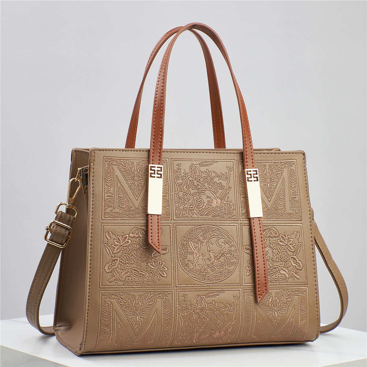 Light Luxury Portable Shoulder Messenger Bag